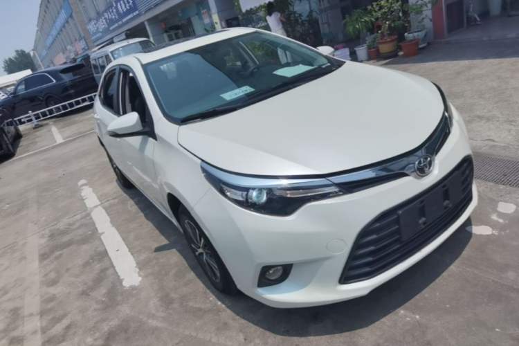Used Toyota Levin 2014 1.6G CVT Elite Edition Front Right 45 Deg