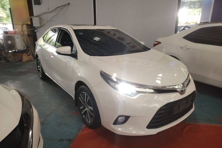 Used Toyota Levin 2014 1.6G CVT Elite Edition Front Right 45 Deg
