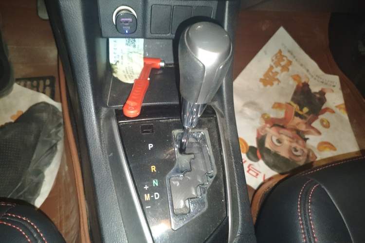 Used Toyota Levin 2014 1.6G CVT Elite Edition Gear Lever