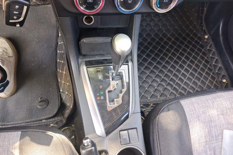 Used Toyota Levin 2014 1.6G CVT Elite Edition Gear Lever