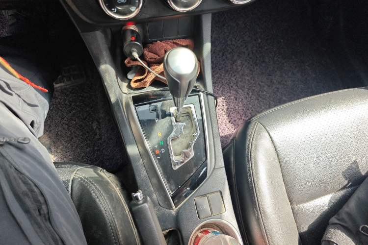 Used Toyota Levin 2014 1.6G CVT Elite Edition Gear Lever