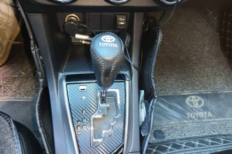 Used Toyota Levin 2014 1.8 GS CVT Elite Edition Gear Lever