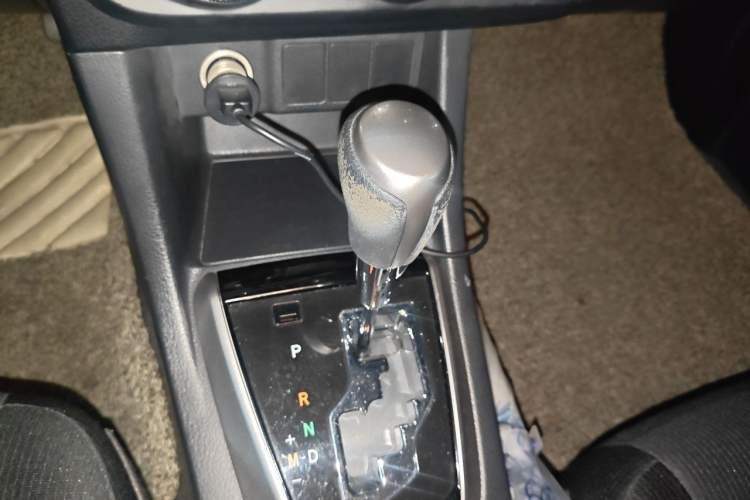 Used Toyota Levin 2014 1.6G CVT Elite Edition Gear Lever