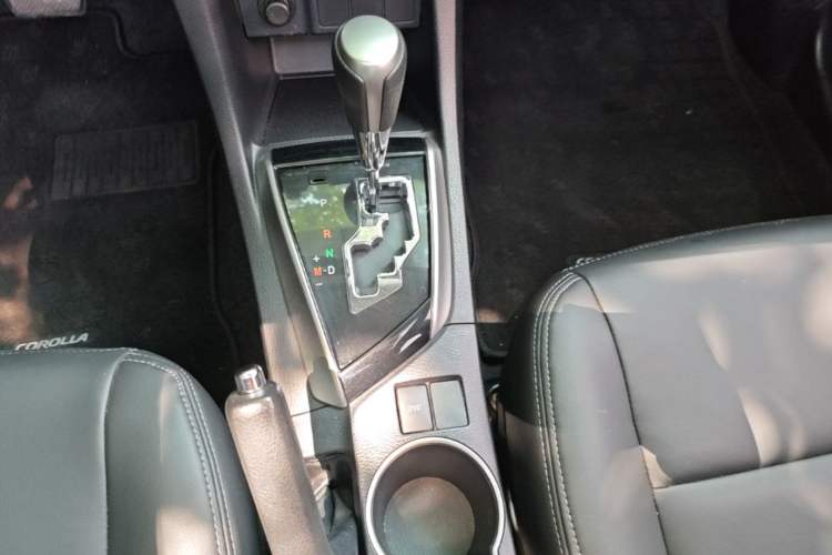 Used Toyota Levin 2014 1.6G CVT Elite Edition Gear Lever