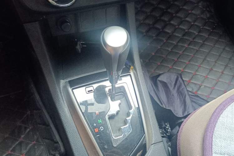Used Toyota Levin 2014 1.6G CVT Elite Edition Gear Lever