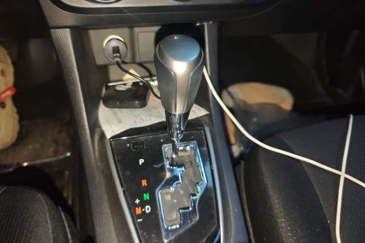 Used Toyota Levin 2014 1.8 GS CVT Elite Edition Gear Lever