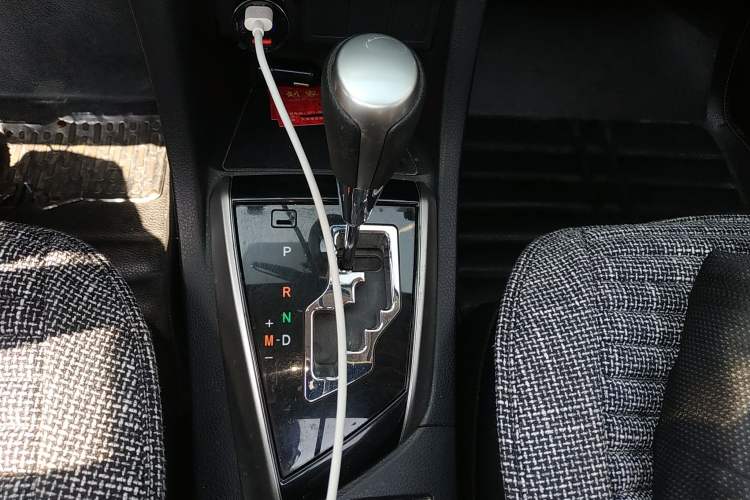 Used Toyota Levin 2014 1.6G CVT Elite Edition Gear Lever