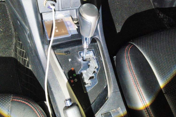 Used Toyota Levin 2014 1.8 GS CVT Elite Edition Gear Lever