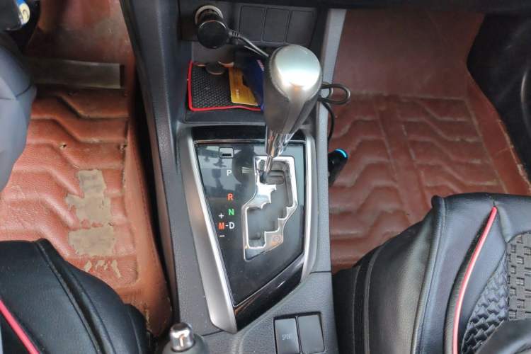 Used Toyota Levin 2014 1.6G CVT Elite Edition Gear Lever