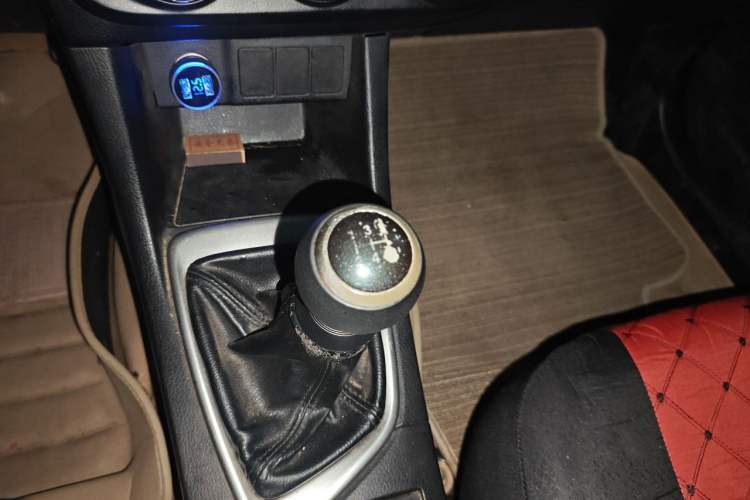 Used Toyota Levin 2014 1.6G Manual Elite Edition Gear Lever