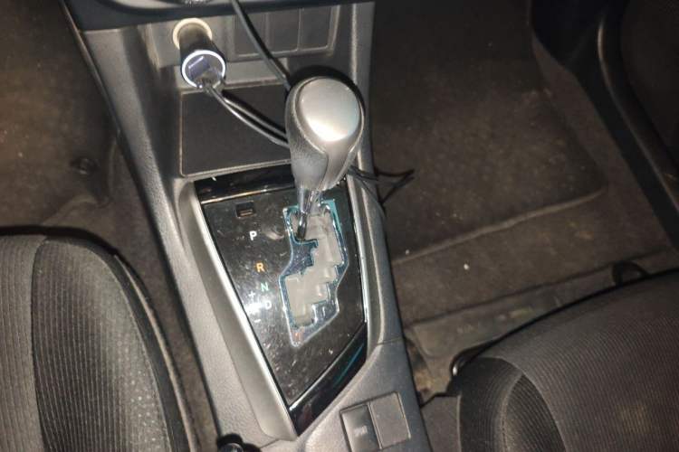 Used Toyota Levin 2014 1.6G CVT Elite Edition Gear Lever