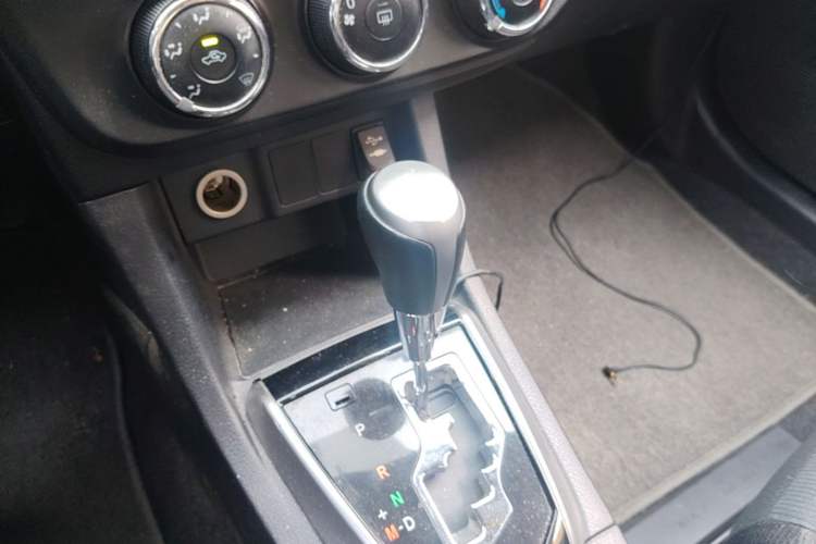Used Toyota Levin 2014 1.8 GS CVT Elite Edition Gear Lever