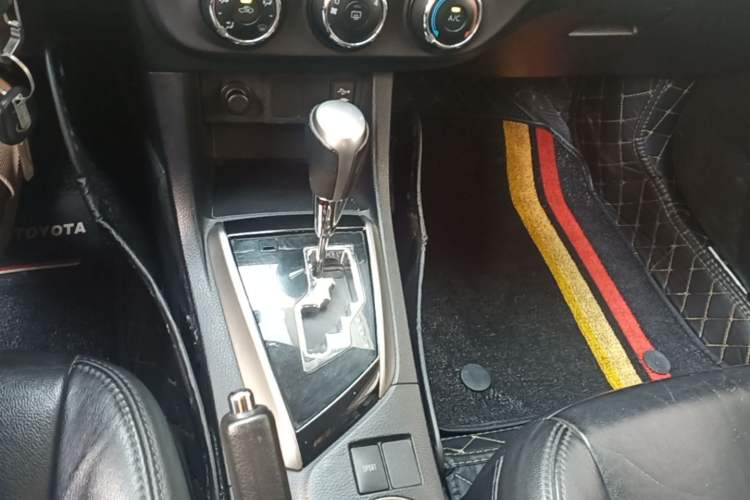 Used Toyota Levin 2014 1.8 GS CVT Elite Edition Gear Lever