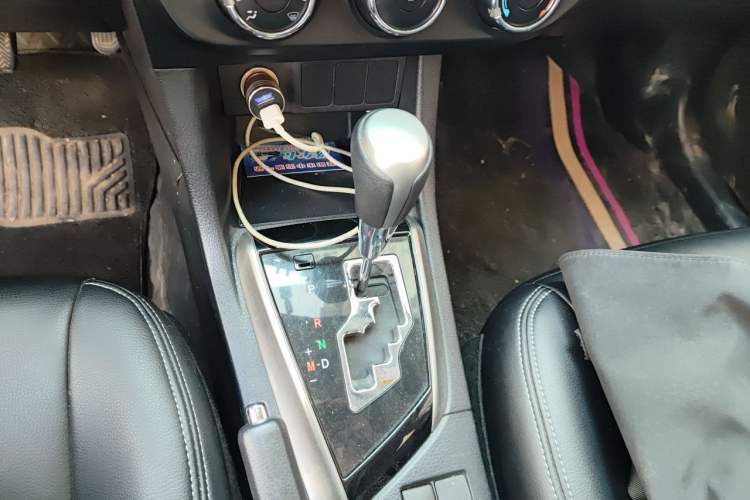 Used Toyota Levin 2014 1.6G CVT Elite Edition Gear Lever