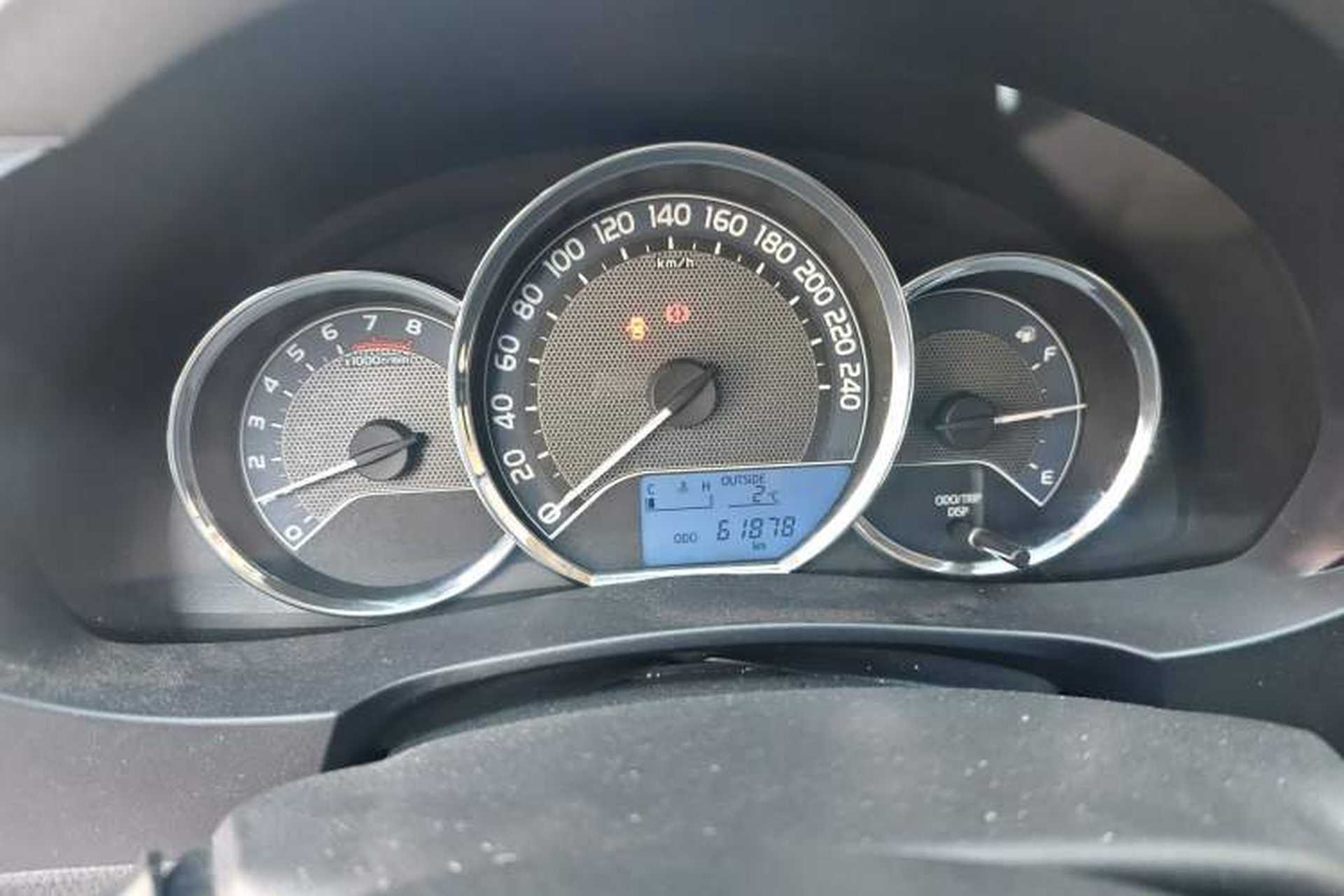 Used Toyota Levin 2014 1.6G Manual Elite Edition Instrument Cluster