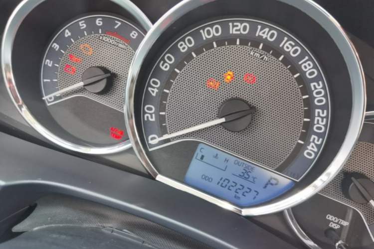 Used Toyota Levin 2014 1.6G CVT Elite Edition Instrument Cluster