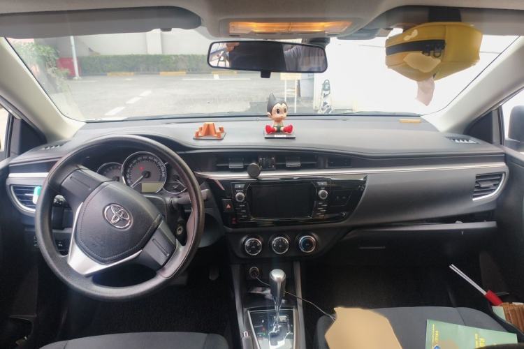 Used Toyota Levin 2014 1.6G CVT Elite Edition Interior 2