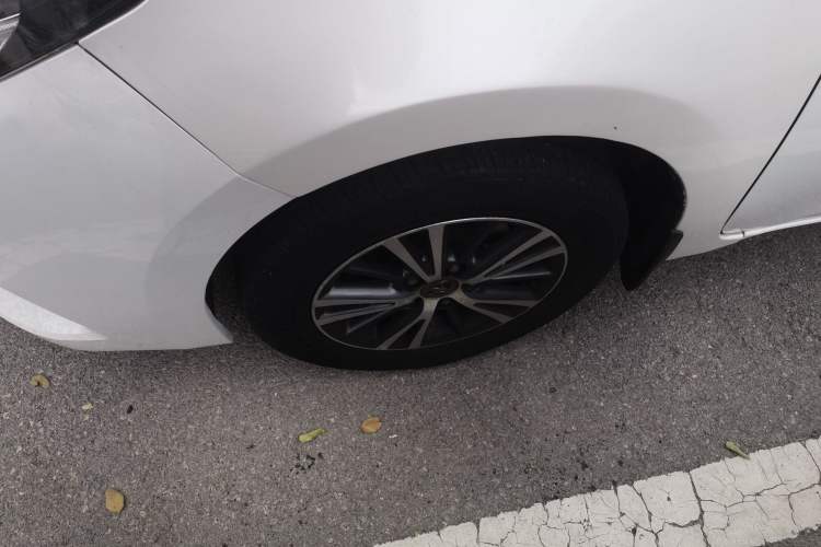 Used Toyota Levin 2014 1.6G Manual Elite Edition Left Front Wheel Hub