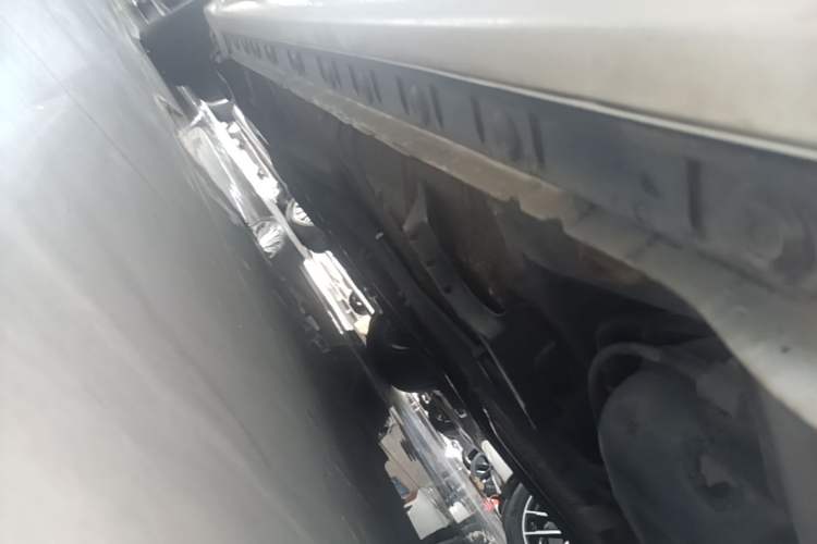 Used Toyota Levin 2014 1.6G CVT Elite Edition Left Side Sill