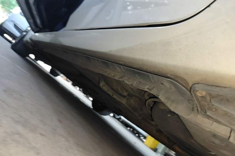 Used Toyota Levin 2014 1.6G-L CVT Leading Edition Left Side Sill