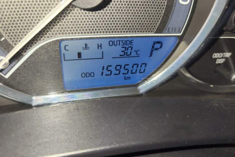 Used Toyota Levin 2014 1.6G CVT Elite Edition Odometer Close Up