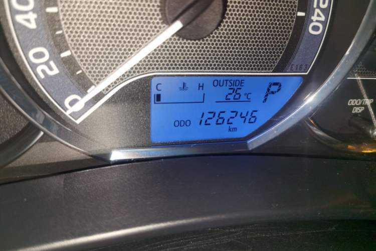 Used Toyota Levin 2014 1.6G CVT Elite Edition Odometer Close Up
