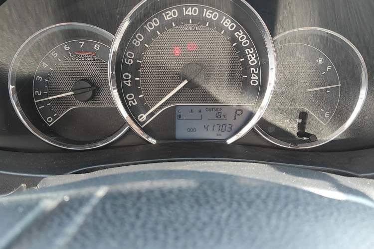 Used Toyota Levin 2014 1.6G CVT Elite Edition Odometer Close Up