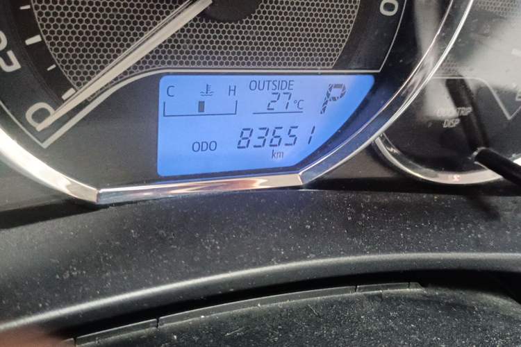 Used Toyota Levin 2014 1.6G CVT Elite Edition Odometer Close Up