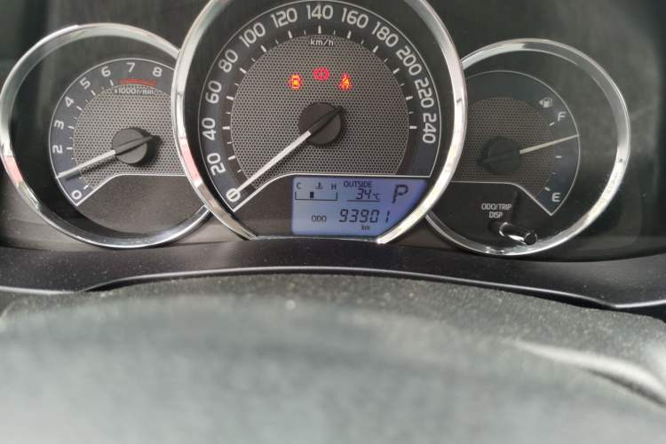 Used Toyota Levin 2014 1.6G CVT Elite Edition Odometer Close Up