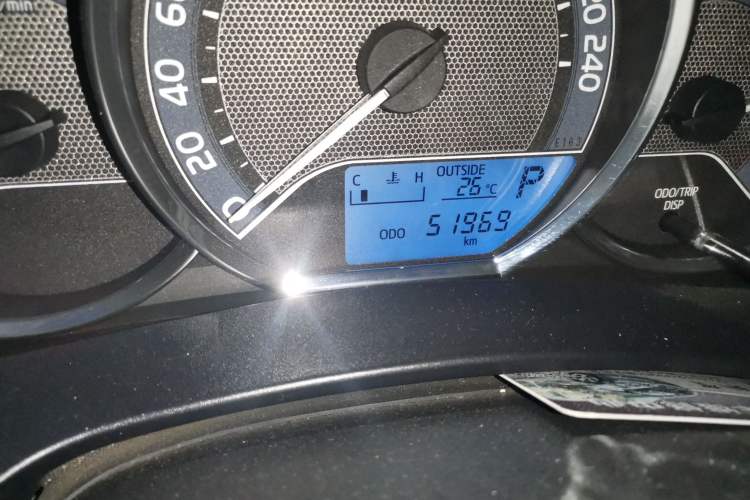 Used Toyota Levin 2014 1.6G CVT Elite Edition Odometer Close Up
