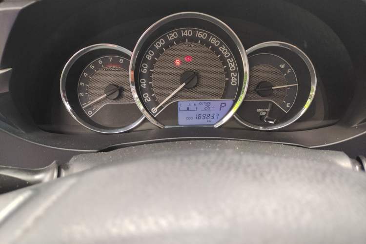 Used Toyota Levin 2014 1.6G CVT Elite Edition Odometer Close Up