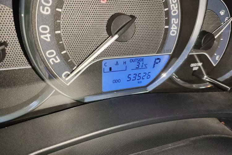 Used Toyota Levin 2014 1.6G CVT Elite Edition Odometer Close Up