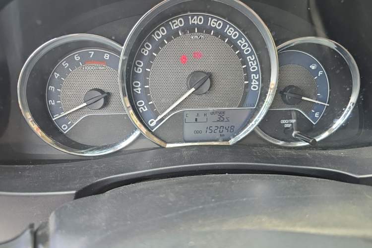 Used Toyota Levin 2014 1.6G Manual Elite Edition Odometer Close Up