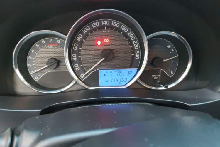 Used Toyota Levin 2014 1.6G CVT Elite Edition Odometer Close Up