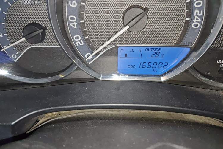 Used Toyota Levin 2014 1.6G Manual Elite Edition Odometer Close Up