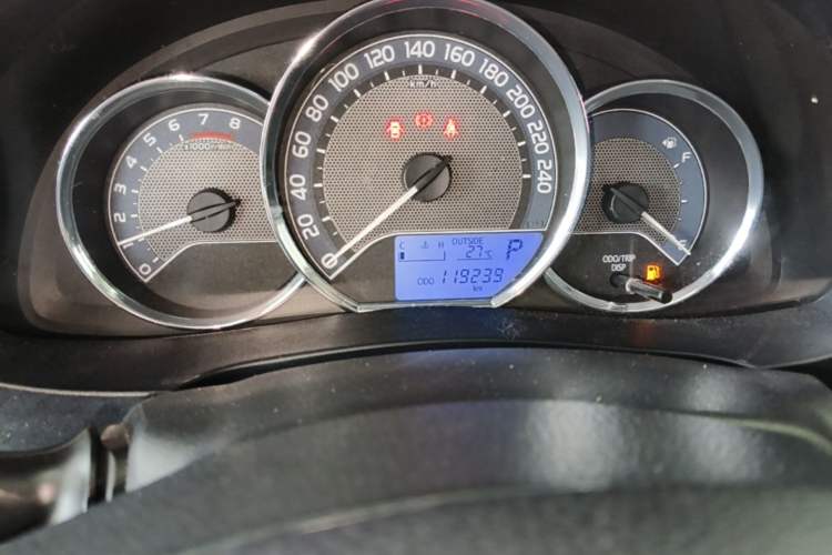 Used Toyota Levin 2014 1.6G CVT Elite Edition Odometer Close Up