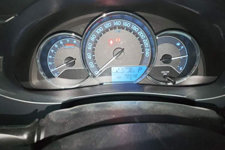 Used Toyota Levin 2014 1.6G CVT Elite Edition Odometer Close Up