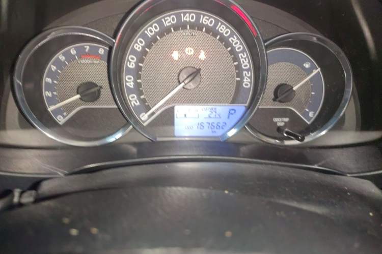 Used Toyota Levin 2014 1.6G CVT Elite Edition Odometer Close Up
