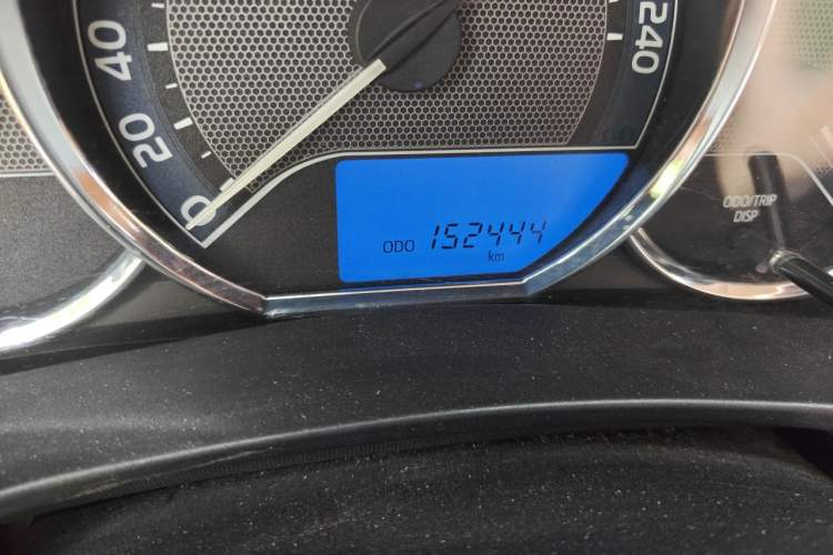 Used Toyota Levin 2014 1.6E Manual New Edition Odometer Close Up