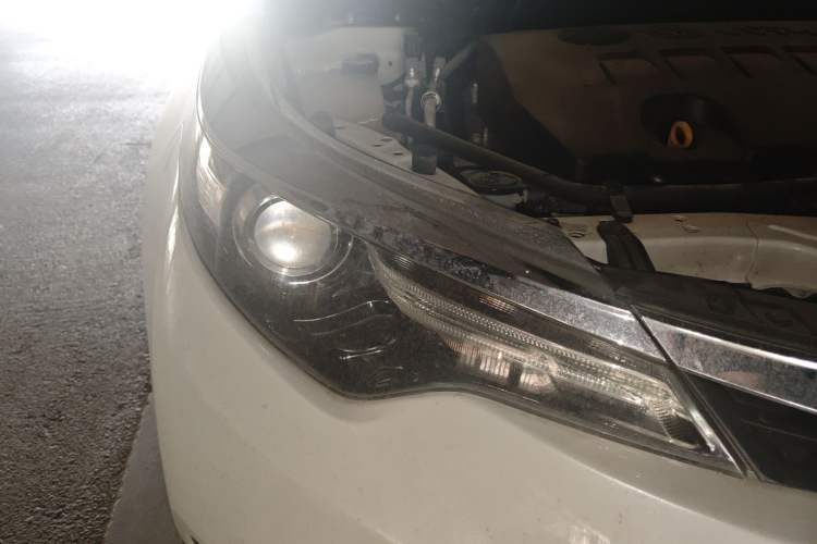 Used Toyota Levin 2014 1.6G CVT Elite Edition Right Front Headlight