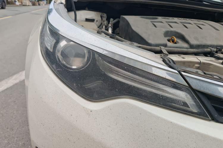 Used Toyota Levin 2014 1.6G CVT Elite Edition Right Front Headlight