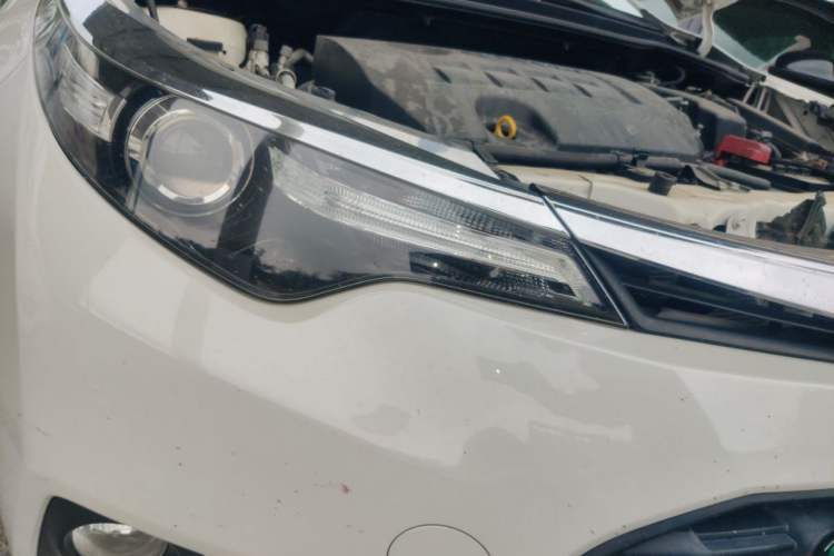 Used Toyota Levin 2014 1.6G CVT Elite Edition Right Front Headlight