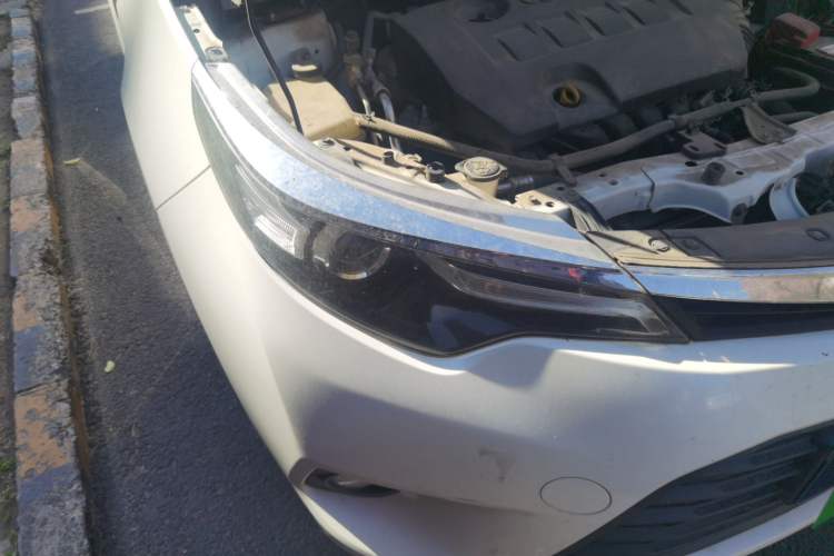 Used Toyota Levin 2014 1.6G CVT Elite Edition Right Front Headlight
