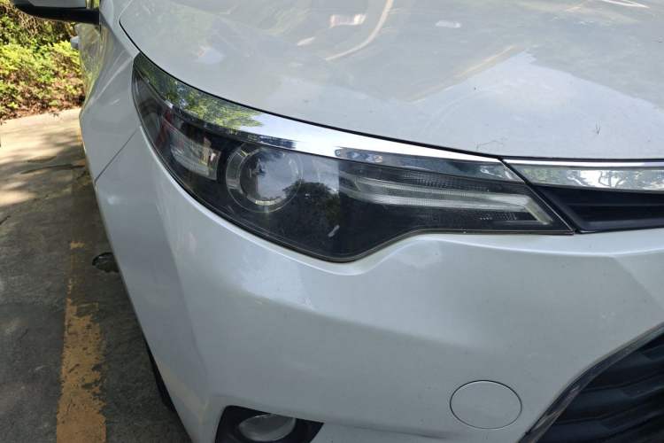 Used Toyota Levin 2014 1.8 GS-L CVT Leading Edition Right Front Headlight