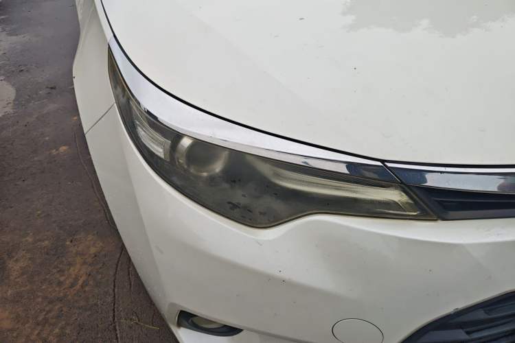 Used Toyota Levin 2014 1.6G CVT Elite Edition Right Front Headlight