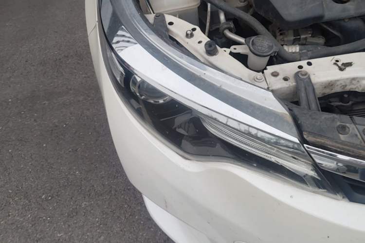 Used Toyota Levin 2014 1.6G CVT Elite Edition Right Front Headlight