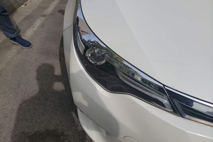 Used Toyota Levin 2014 1.6G CVT Elite Edition Right Front Headlight