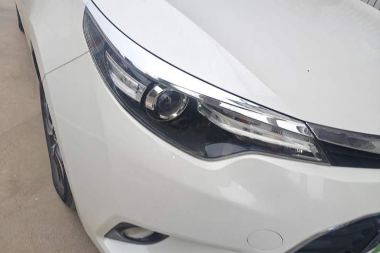 Used Toyota Levin 2014 1.8 GS CVT Elite Edition Right Front Headlight