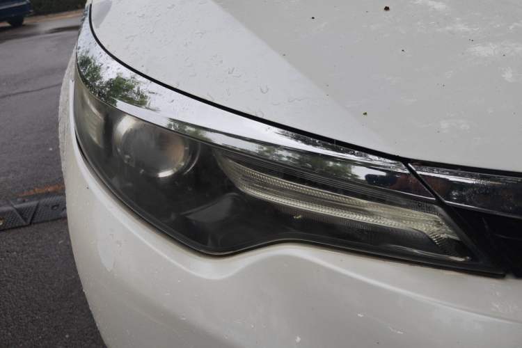 Used Toyota Levin 2014 1.6E Manual New Edition Right Front Headlight