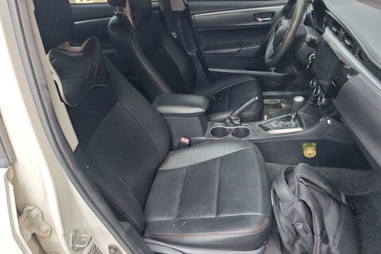 Used Toyota Levin 2014 1.6G CVT Elite Edition Right Front Seat